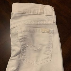 7 For All Mankind white Roxanne Jeans. Sz 26.